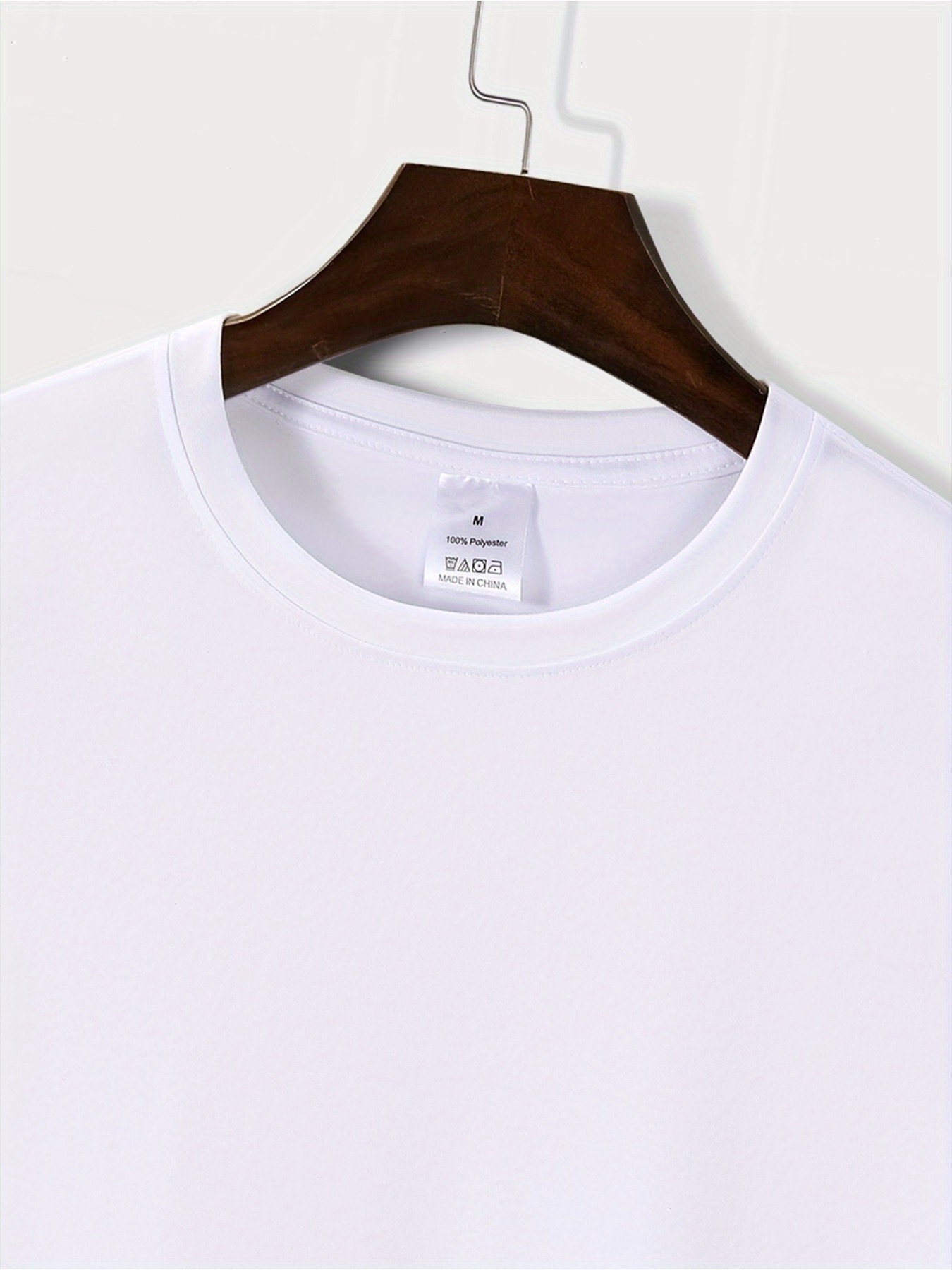 The men's short-sleeved shirt  - đánh giá và giá Summer Clothing Must Haves